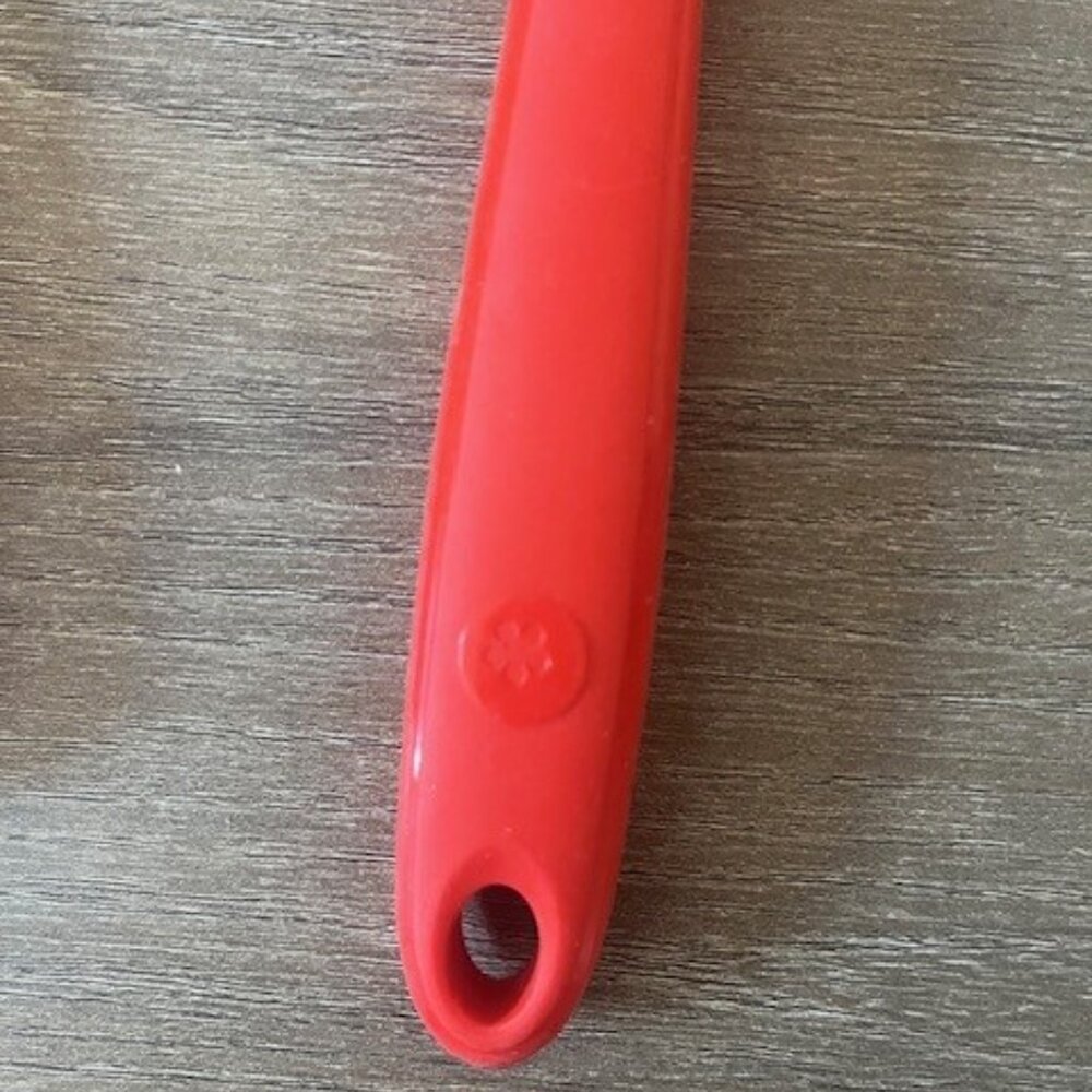 5 SILICONE KITCHEN UTENCILS - Picture 5 of 5